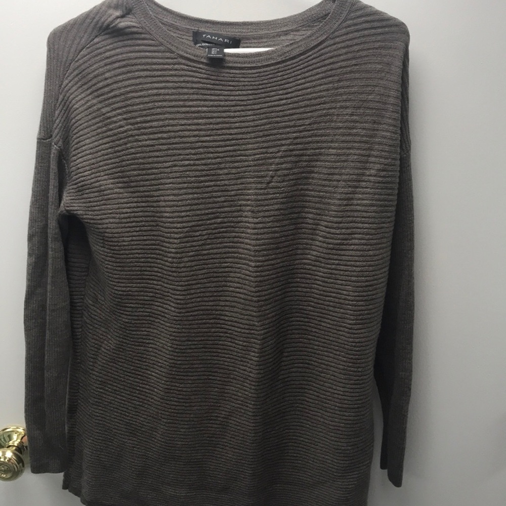 Cute top!